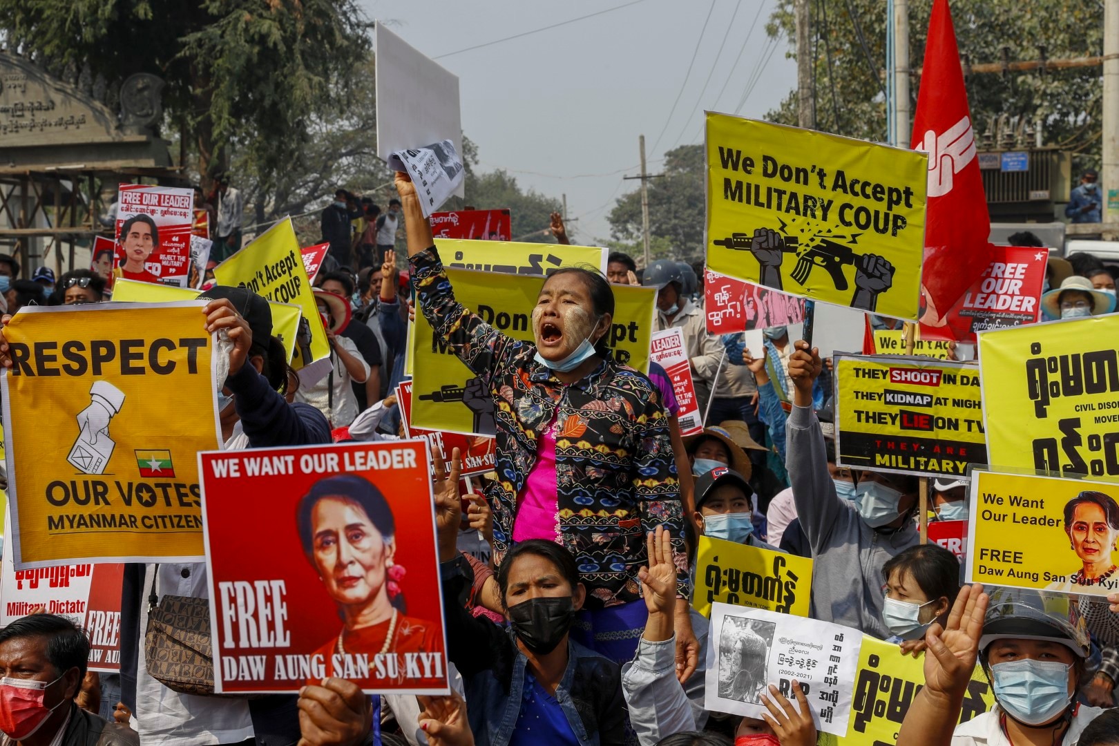 Myanmar protests focus on junta&rsquo;s economic support