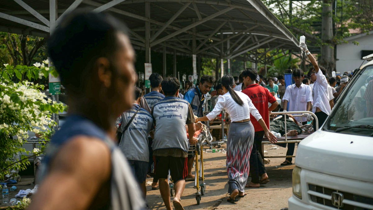 Myanmar: Allow Immediate Aid to Quake-Stricken Areas